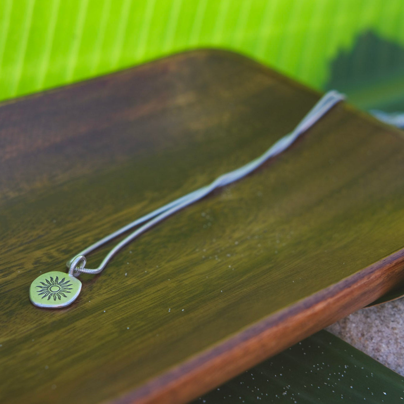 RAY Necklace